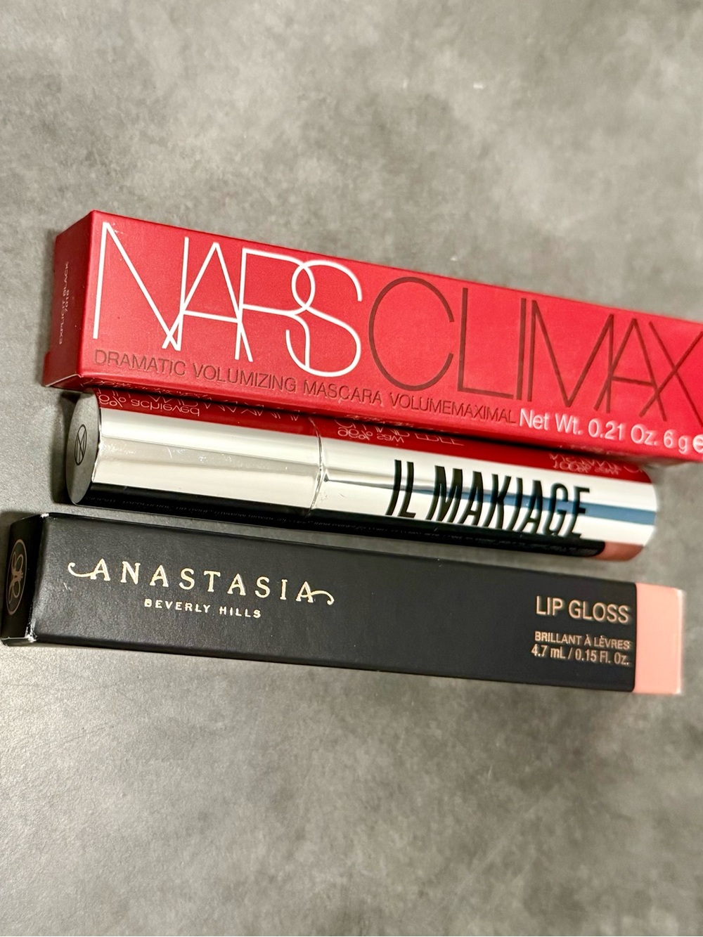 Essentials: NARS Mascara, Il MAKIAGE Concealer, Anastasia Lip Gloss